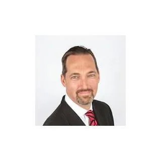  Lawyer Douglas Herring