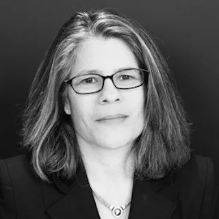  Lawyer Beth Ann Ross