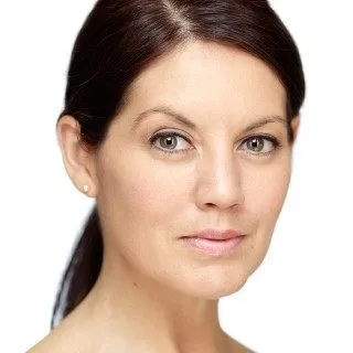  Lawyer Evelyn Susan Ginossi