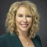  Lawyer Gail Beichman Saul