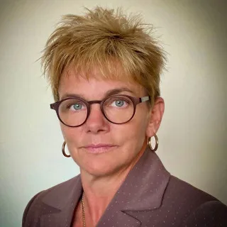  Lawyer Andrea E. Mertz