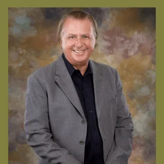  Lawyer David M. Curtis