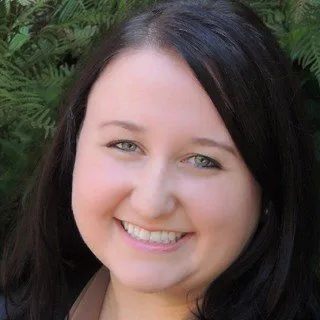  Lawyer Elizabeth N. Fox Esq.