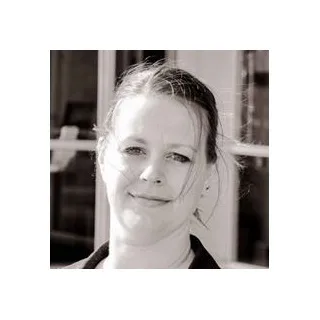  Lawyer Carolyn Torres