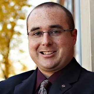  Lawyer Nicholas Proy