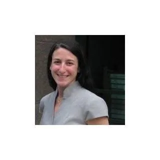  Lawyer Elizabeth L. Hurwitz