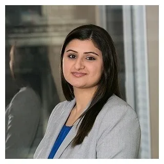  Lawyer Poonam K. Lakhani