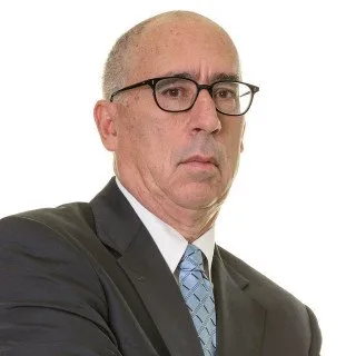 Lawyer Phillip J. Closius
