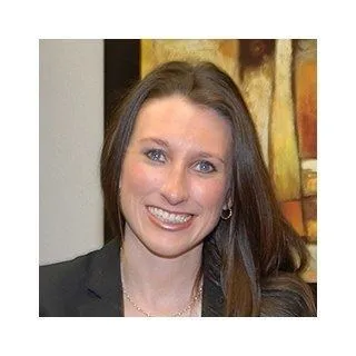  Lawyer Erin M. Lillis