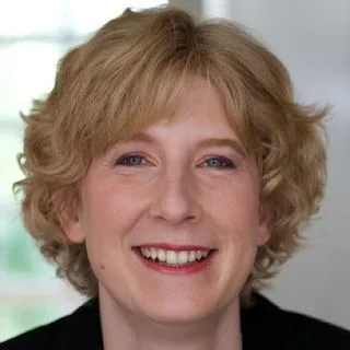 Lawyer Maureen Davidson