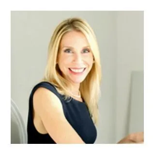  Lawyer Ms Alison Keil