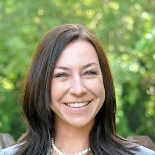  Lawyer Jessica K Pasztor