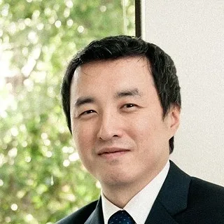  Lawyer Mr. Chong Hae Ye