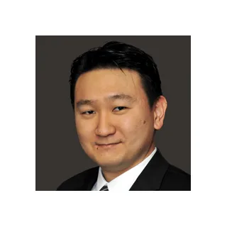  Lawyer Young Walgenkim