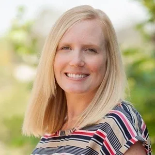  Lawyer Carrie E Nolan