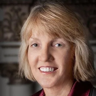  Lawyer Debbie L Smith