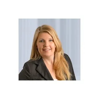  Lawyer Amanda Kawecki