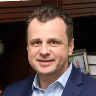  Lawyer Justin Gilbert