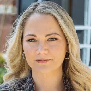  Lawyer Stacy Beaulieu