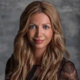  Lawyer Yasmine Djawadian