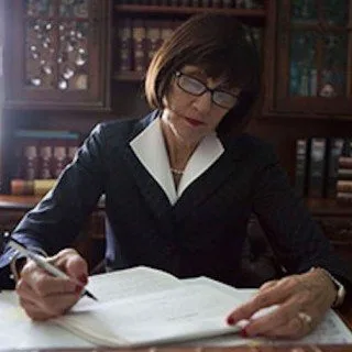  Lawyer Marilyn Johnson
