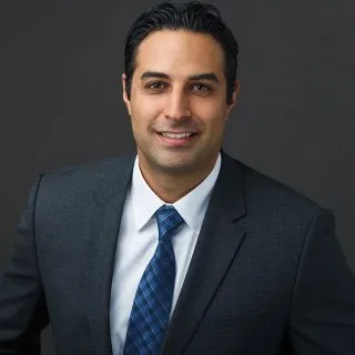  Lawyer Ramin Hariri