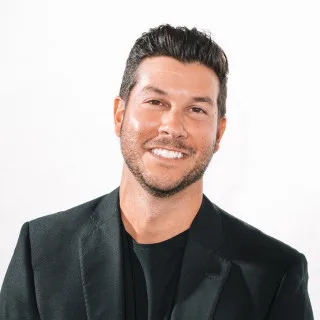  Lawyer Eric J. Proos