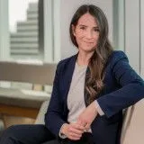  Lawyer Sara M. Nielson