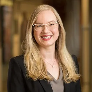  Lawyer Darlene Pasieczny