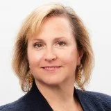  Lawyer Kirsten Dunton