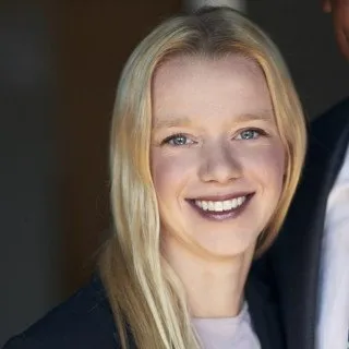  Lawyer Hannah Marie El