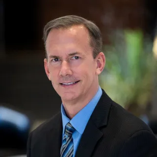  Lawyer Thomas W Coupé