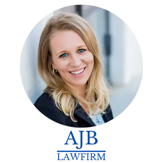  Lawyer Amanda J Bynum