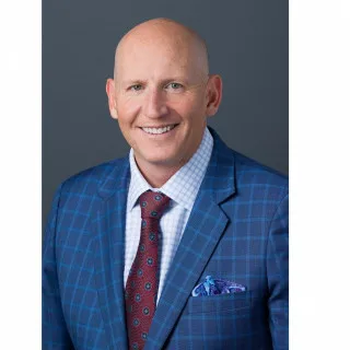  Lawyer Benjamin Cloward