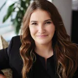  Lawyer Emma Sikora Paulus