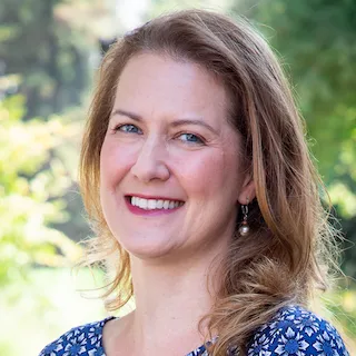  Lawyer Donna Shestowsky