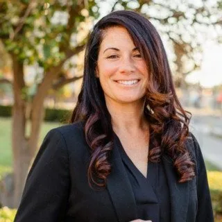  Lawyer Melissa J. Lyons