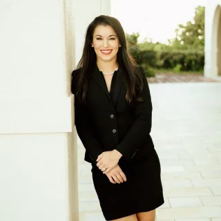  Lawyer Sara H. Varnado