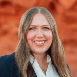  Lawyer Lindsay M. Bayles