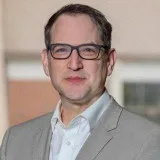  Lawyer Jeffrey H. Kahn