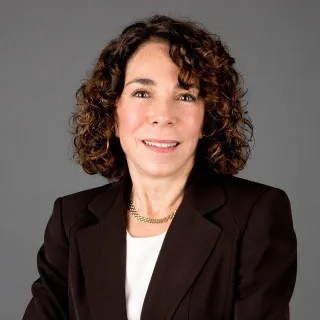  Lawyer Halli Baum Heston