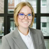  Lawyer Michaela Quinlan