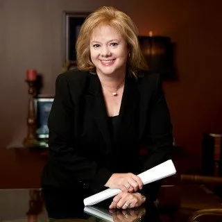  Lawyer Julia Leigh Dean