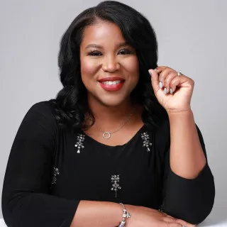  Lawyer Tiffany R. Lunn