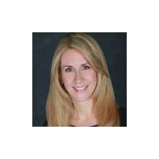  Lawyer Frieda M. Goldstein