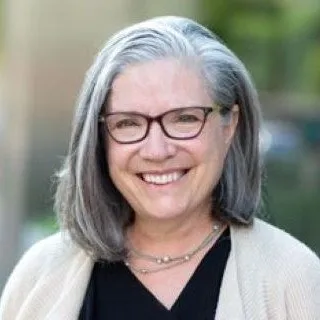  Lawyer Caroline Brown