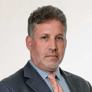  Lawyer Steven N. Leitess
