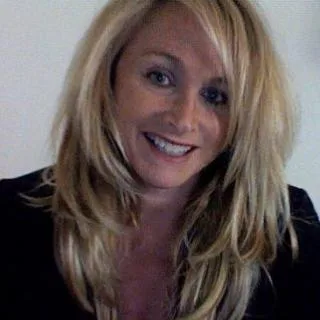  Lawyer Lesli Ann Masoner