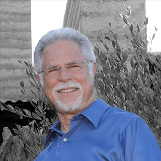  Lawyer Peter Axelrod