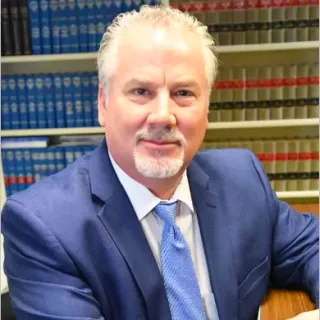  Lawyer Glen Daves
